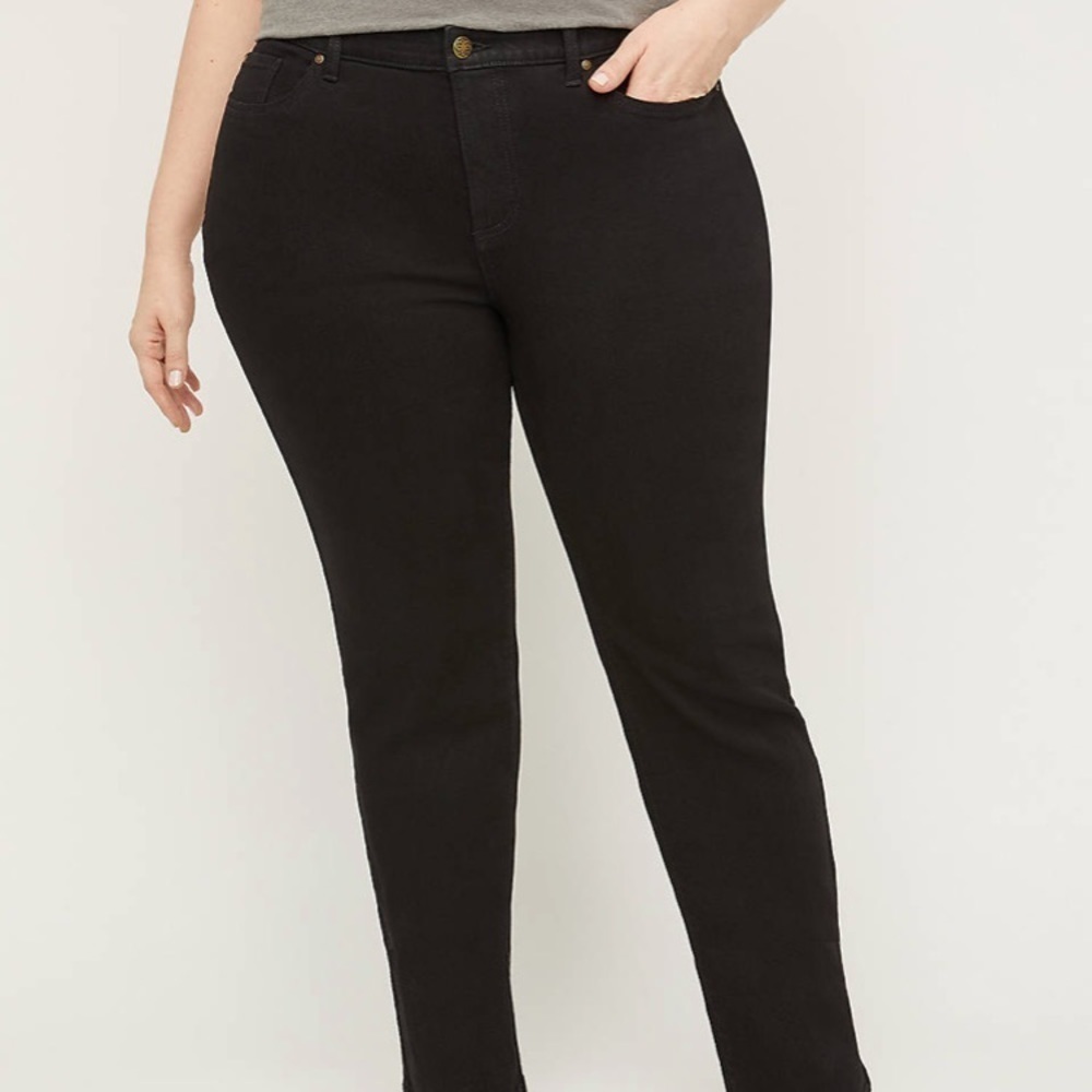 Catherine’s NWT Universal Black Stretch Jeans